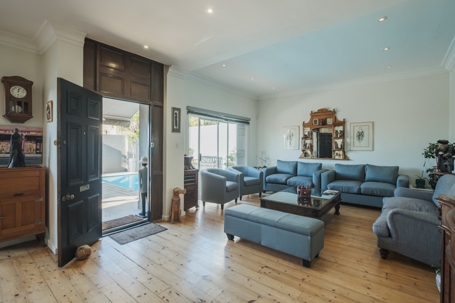 4 Bedroom Property for Sale in Fresnaye Western Cape